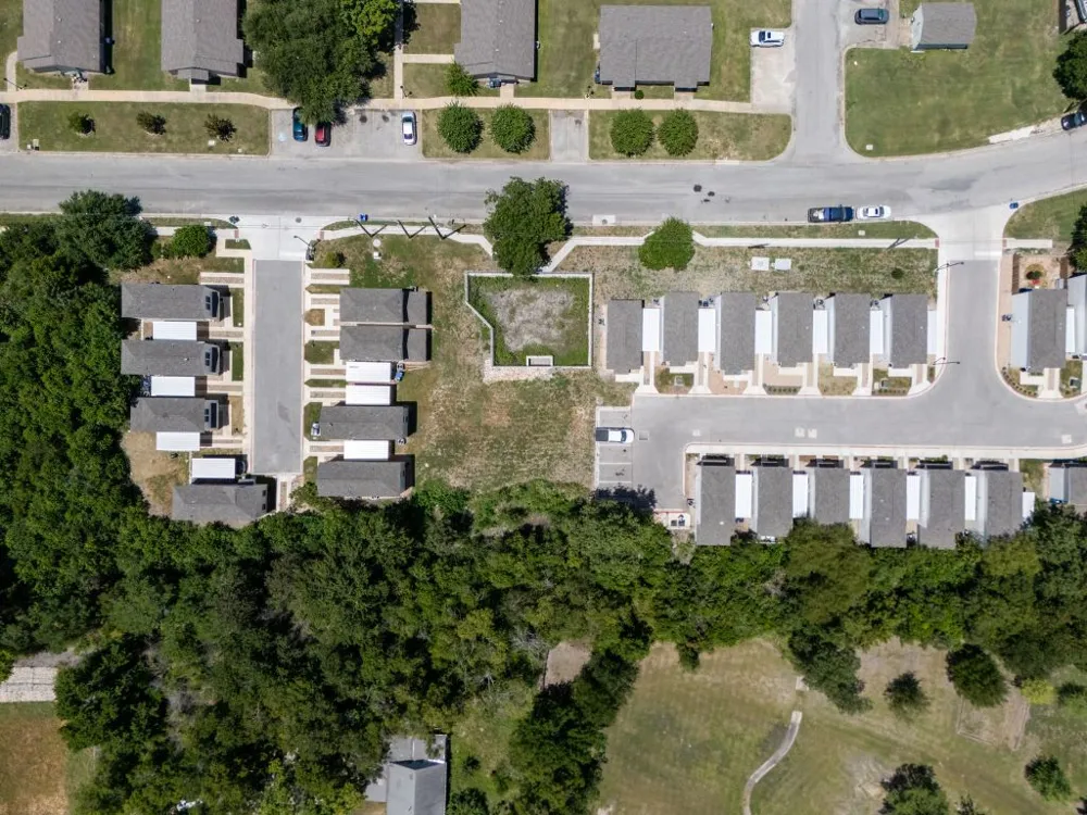 350 Debus Drive #205 A Taylor, TX 76574