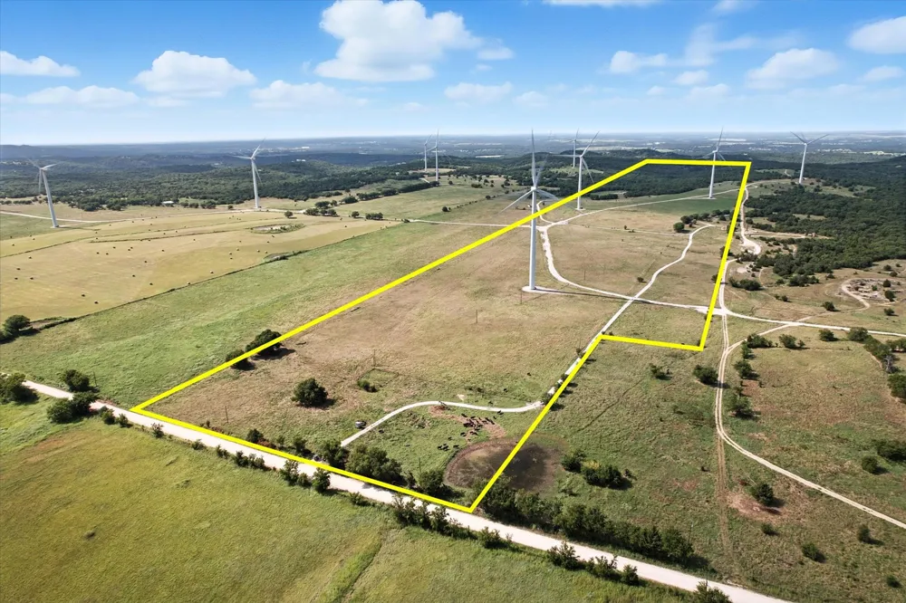 3207 County Road 431 Muenster, TX 76252