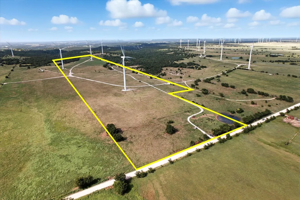 3207 County Road 431 Muenster, TX 76252