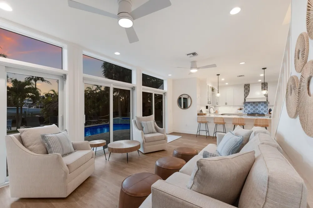 212 OAK AVENUE Anna Maria, FL 34216