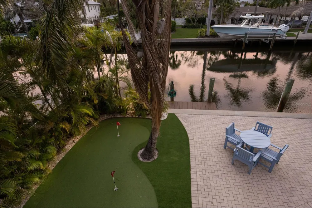 212 OAK AVENUE Anna Maria, FL 34216