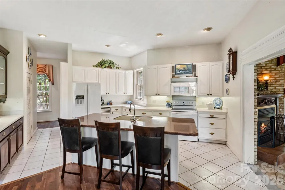 25 Towhee Trail Tryon, NC 28782