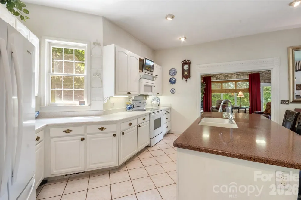 25 Towhee Trail Tryon, NC 28782