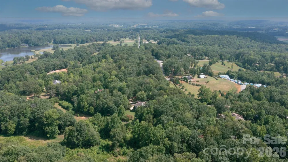 25 Towhee Trail Tryon, NC 28782