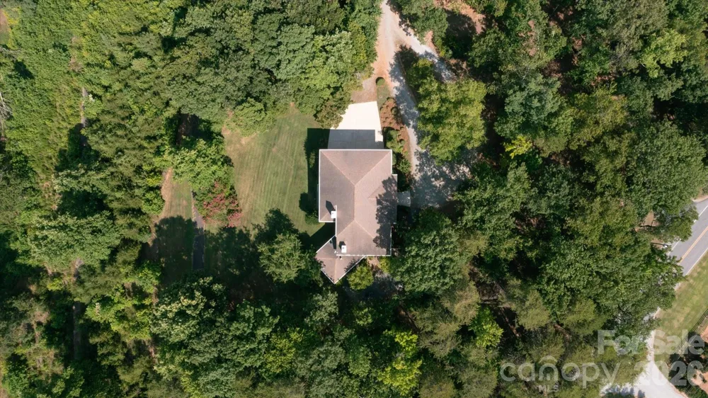 25 Towhee Trail Tryon, NC 28782