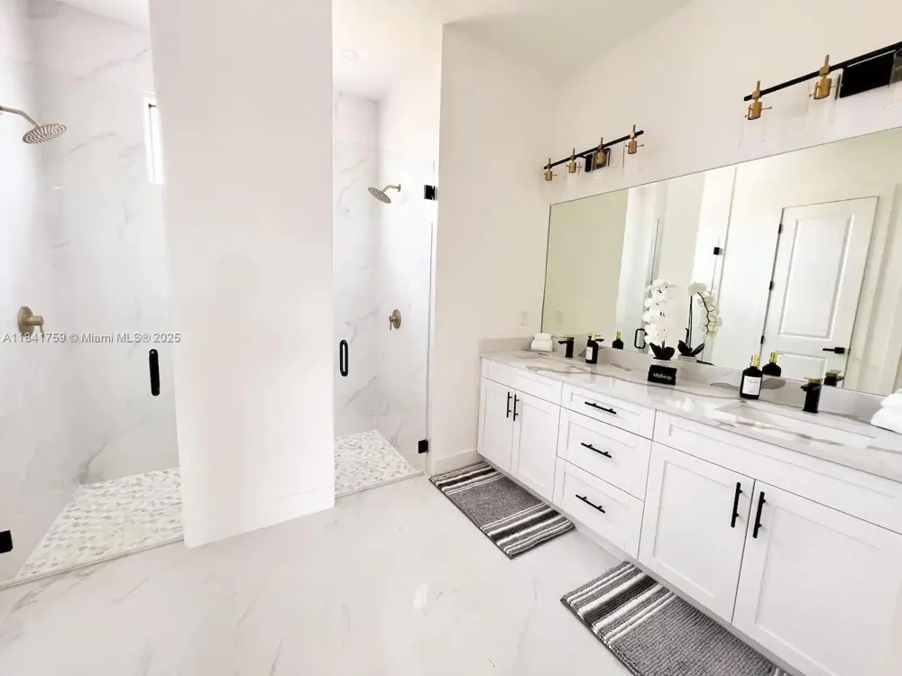 404 NW 1st ST Cape Coral, FL 33993