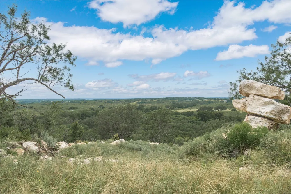 332 Ledge Stone Blanket, TX 67432