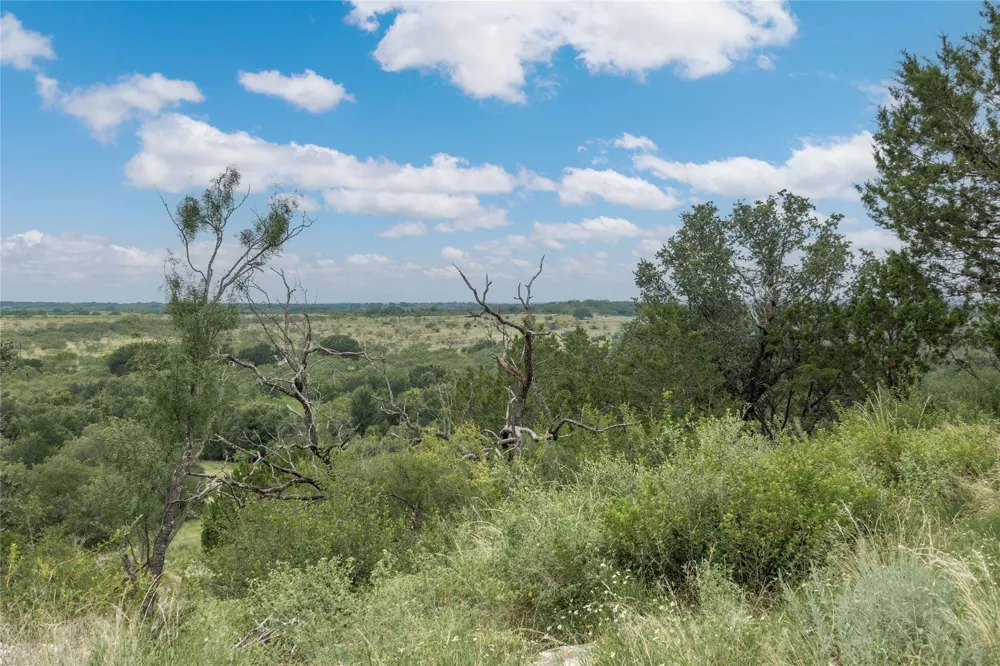 332 Ledge Stone Blanket, TX 67432