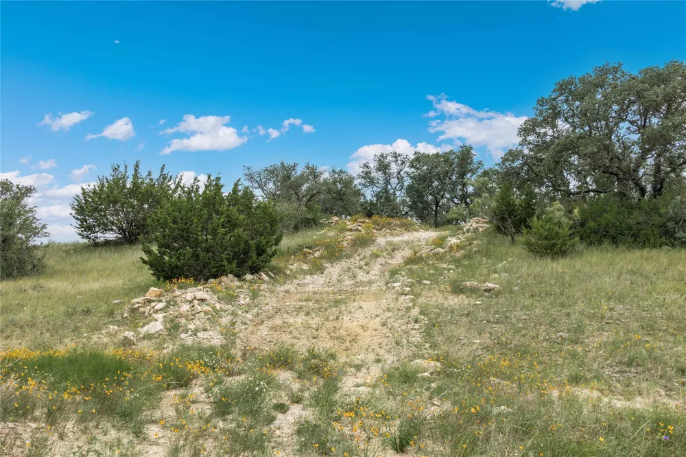 332 Ledge Stone Blanket, TX 67432