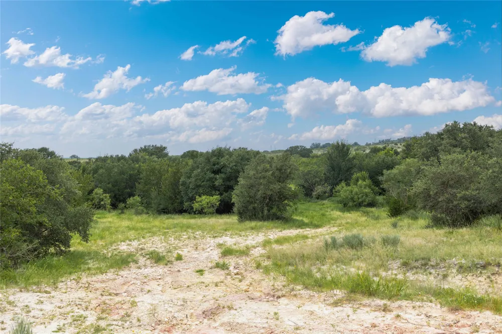 332 Ledge Stone Blanket, TX 67432