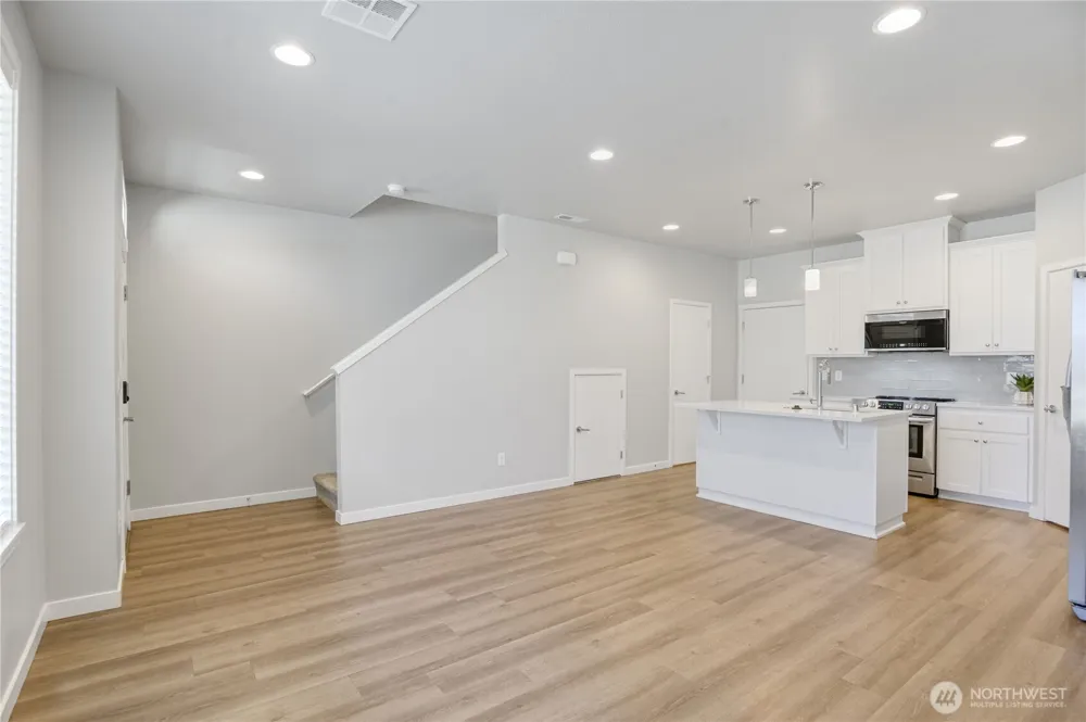 12021 SE 5th Vancouver, WA 98683