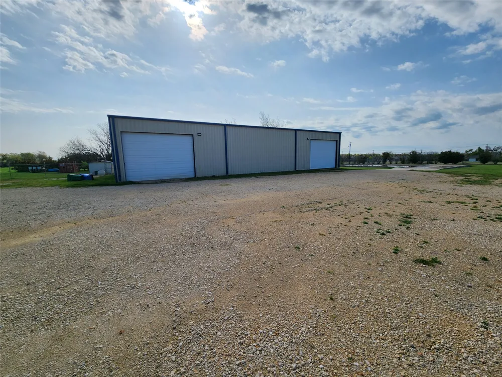 1742 Rowe Loop Pflugerville, TX 78660