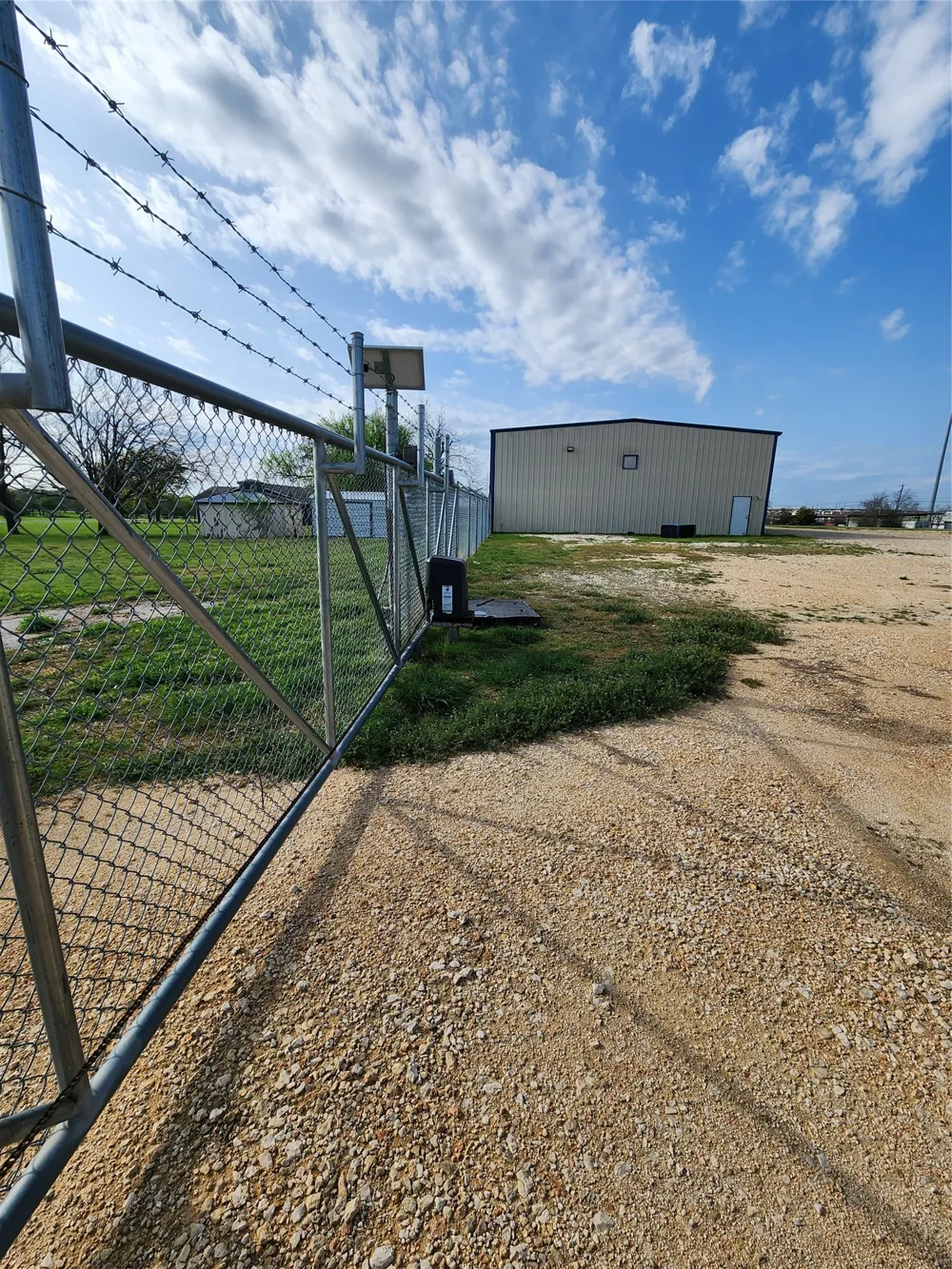 1742 Rowe Loop Pflugerville, TX 78660