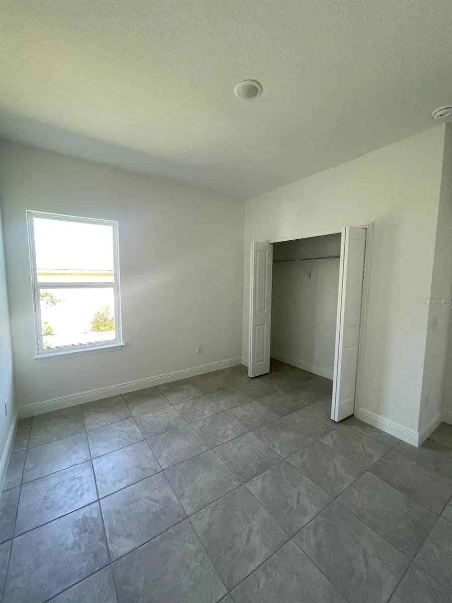 3179 W BARBERTON PLACE Citrus Springs, FL 34433