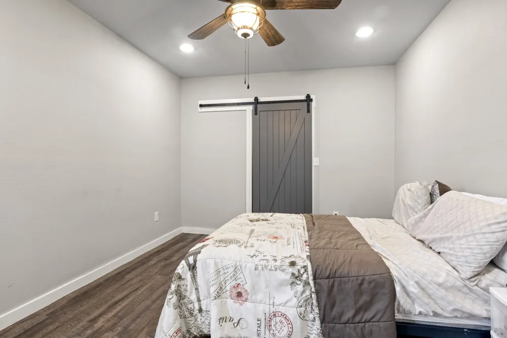 3915 Sabine Texarkana, TX 75503