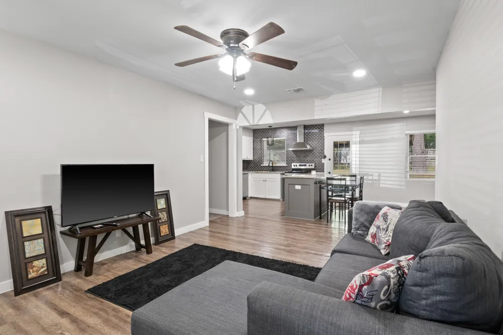 3915 Sabine Texarkana, TX 75503