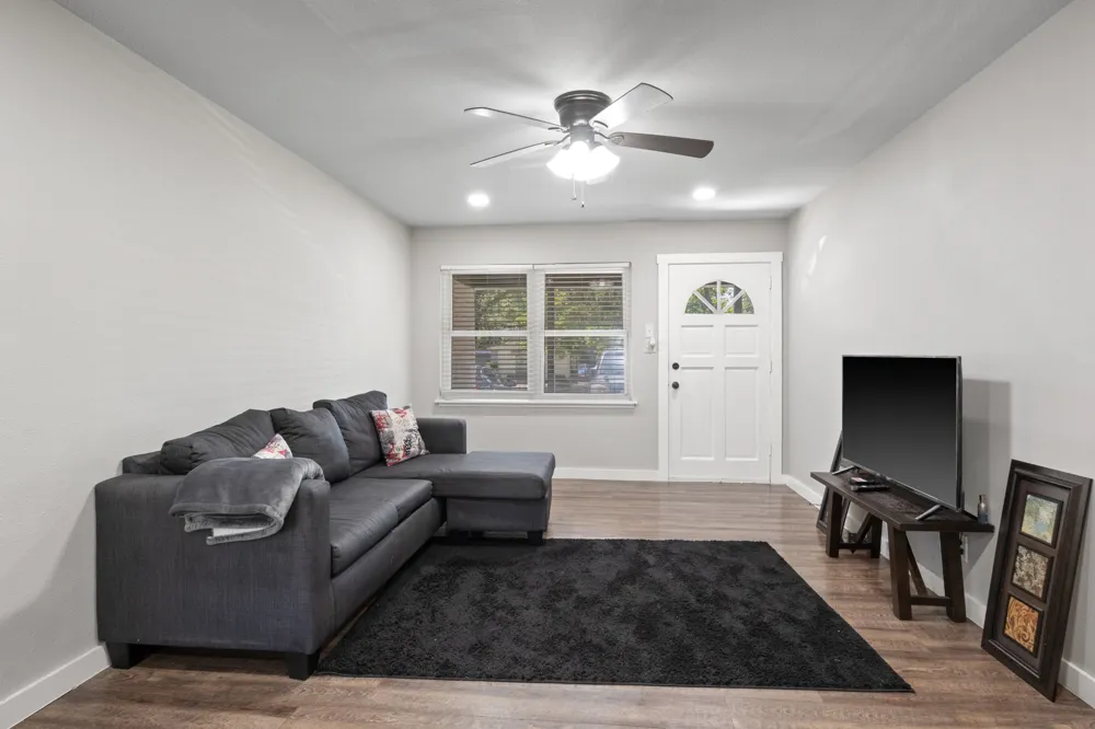 3915 Sabine Texarkana, TX 75503