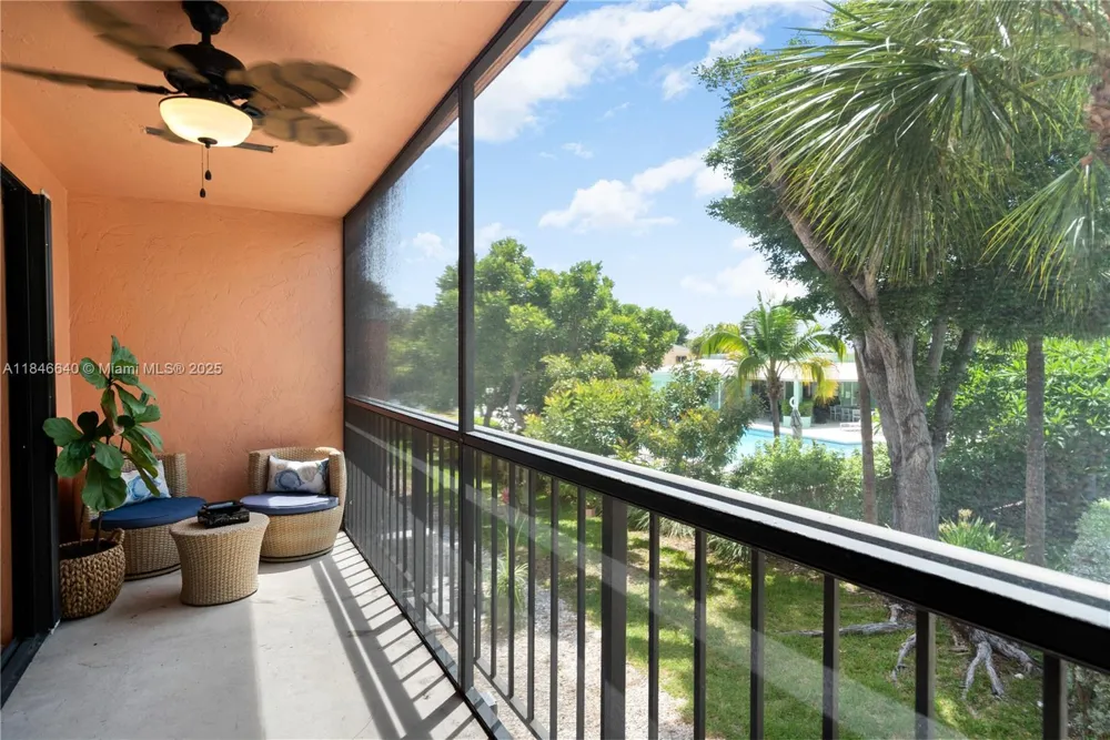 9812 Windward Ave Key Largo, FL 33037