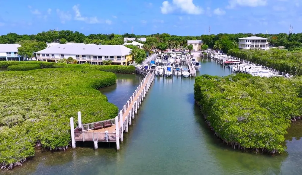 9812 Windward Ave Key Largo, FL 33037
