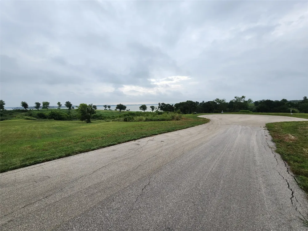 Richland Park Drive Mildred, TX 75109