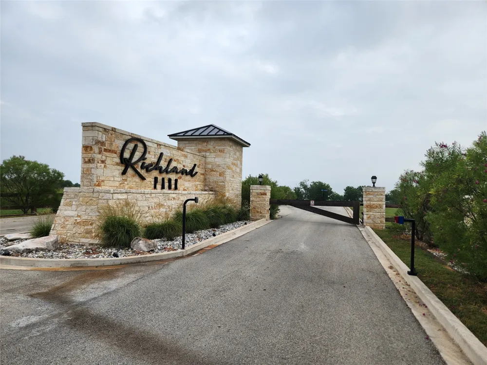 Richland Park Drive Mildred, TX 75109