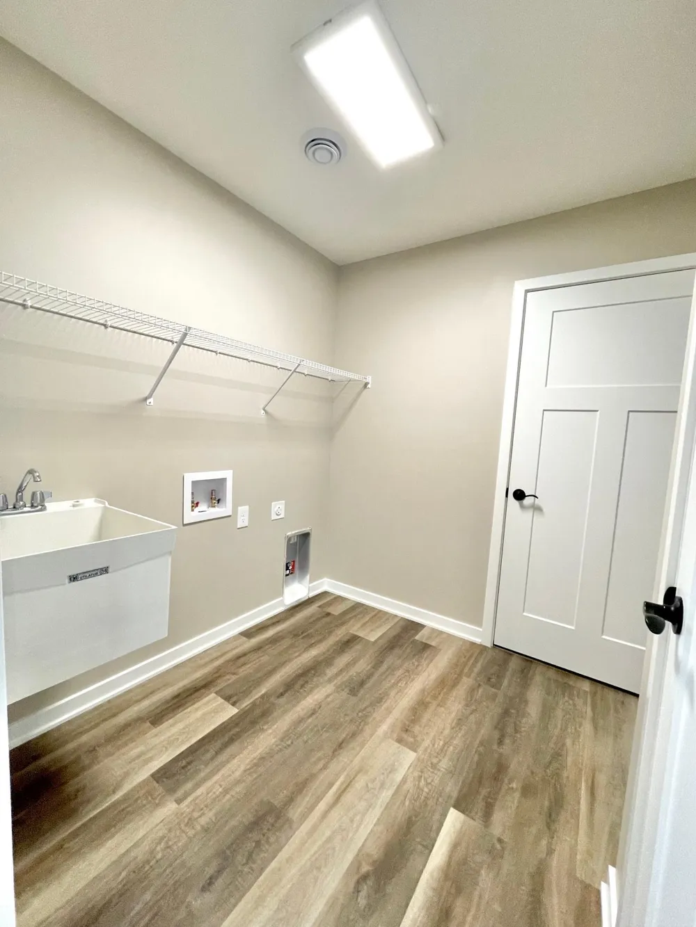 602 9th Street Wanamingo, MN 55983