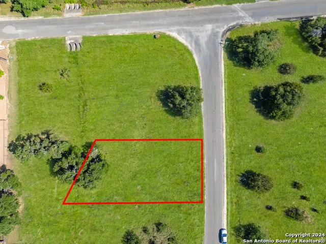 104 Frank Jones Blanco, TX 78606