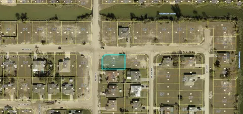 1429 NE 4th PL