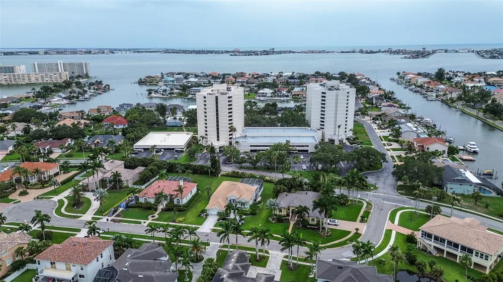 5940 PELICAN BAY PLAZA S #406 Gulfport, FL 33707