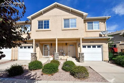 2552 Mesa Springs View