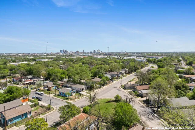 105 Shiner St San Antonio, TX 78207