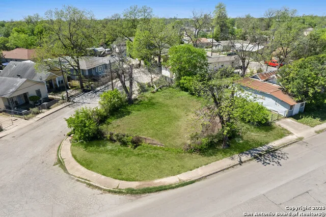 105 Shiner St San Antonio, TX 78207