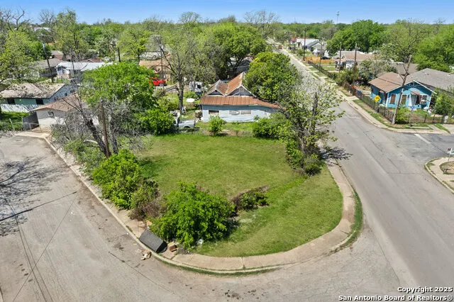 105 Shiner St San Antonio, TX 78207