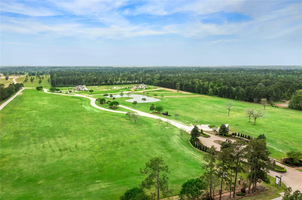 2307 Iris Cove Court Hockley, TX 77447