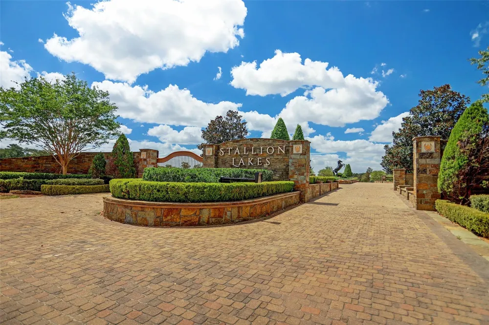 2307 Iris Cove Court Hockley, TX 77447
