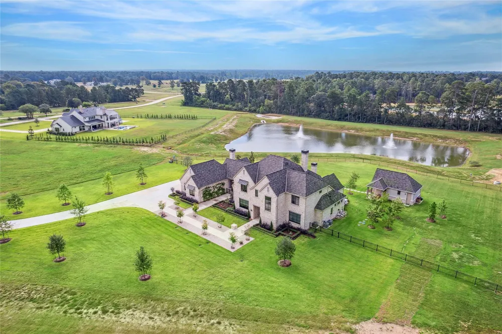 2307 Iris Cove Court Hockley, TX 77447