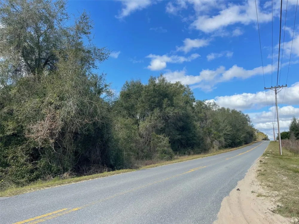 GRAYS AIRPORT ROAD Lady Lake, FL 32159
