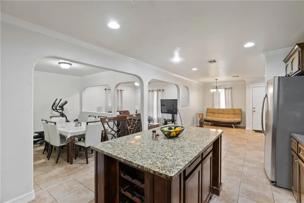1126 Green Willow Drive Corpus Christi, TX 78405