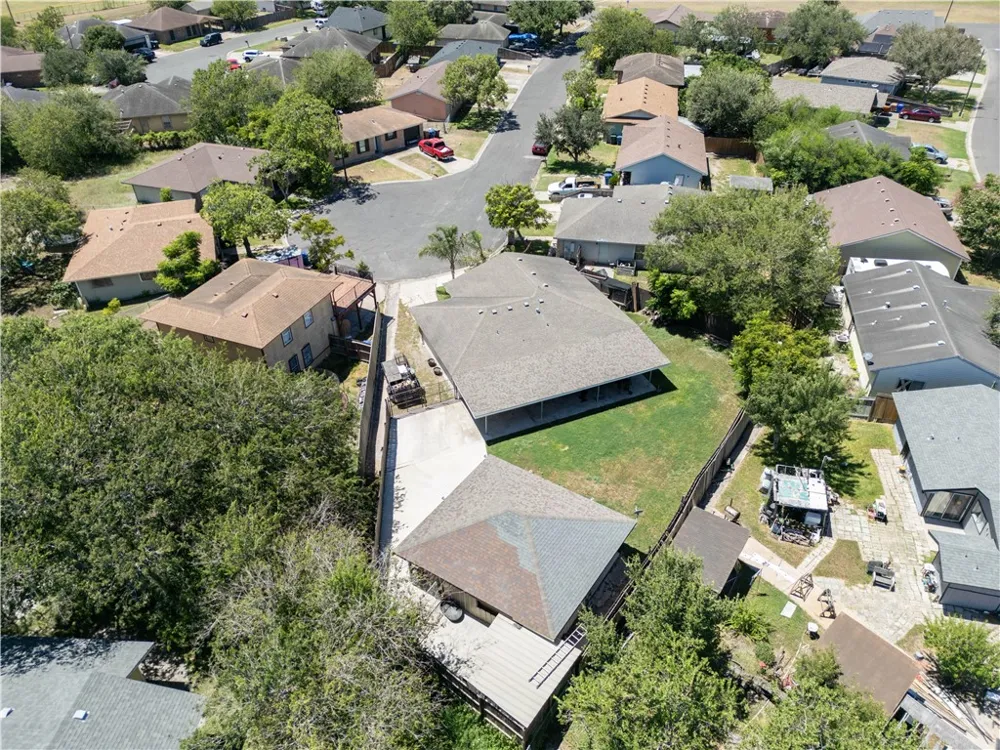 1126 Green Willow Drive Corpus Christi, TX 78405