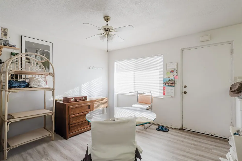 8950 PARK BOULEVARD #702 Seminole, FL 33777