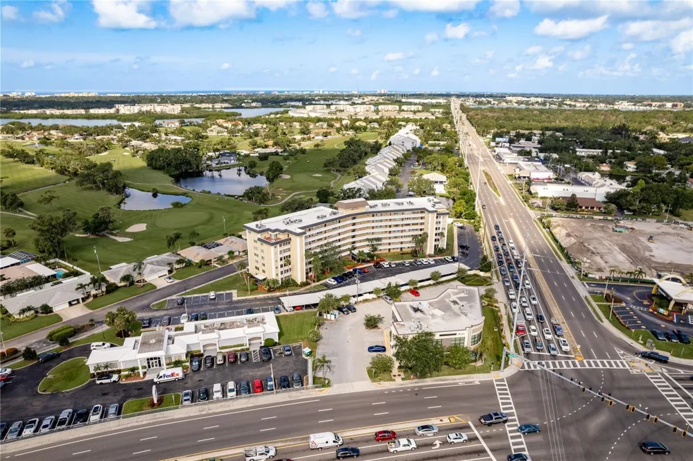 8950 PARK BOULEVARD #702 Seminole, FL 33777