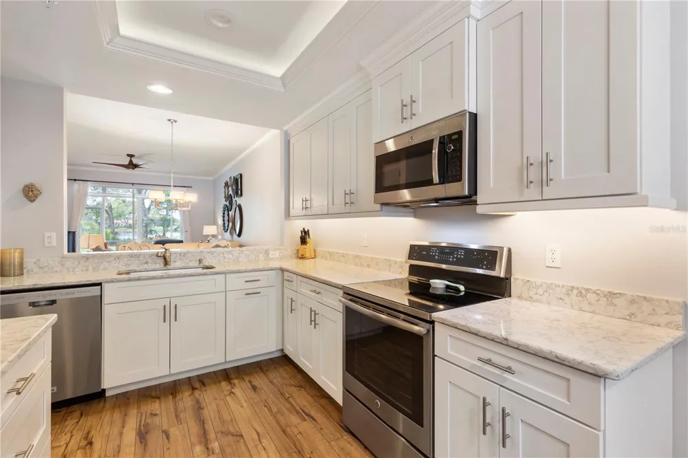 8750 OLDE HICKORY AVENUE #9103 Sarasota, FL 34238