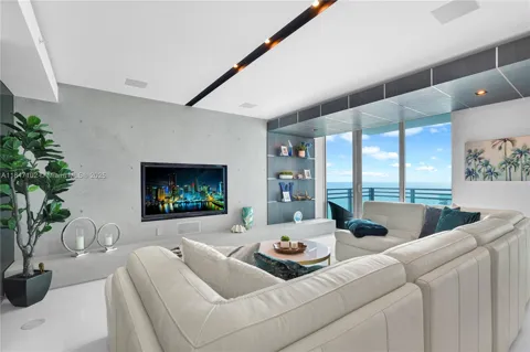 3535 S Ocean Drive #2104