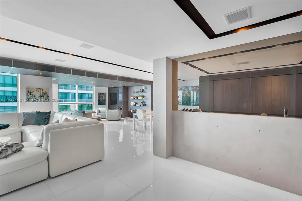 3535 S Ocean Drive #2104 Hollywood, FL 33019