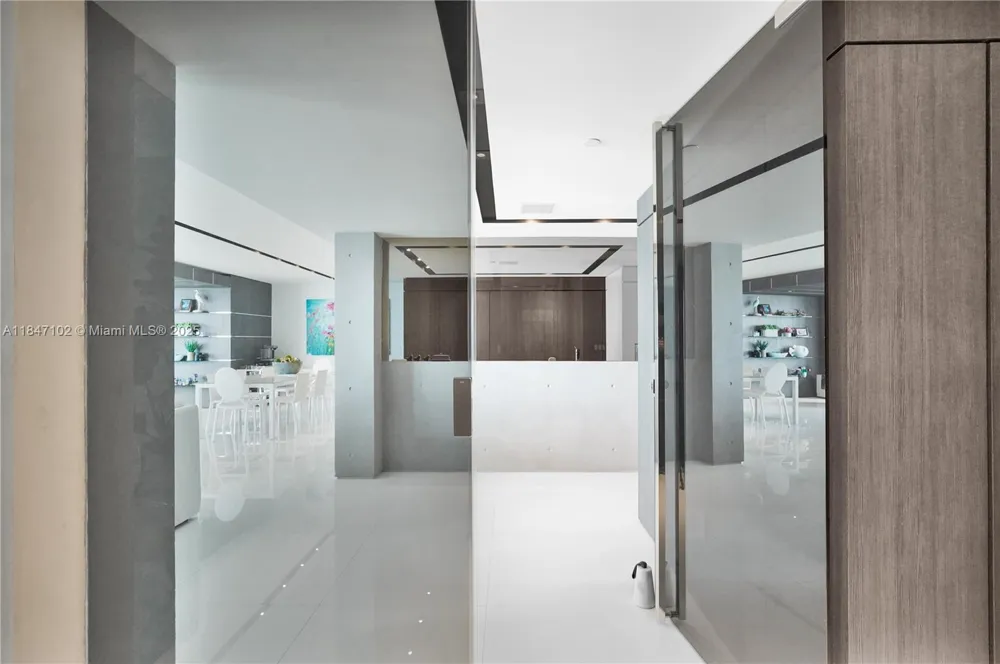 3535 S Ocean Drive #2104 Hollywood, FL 33019