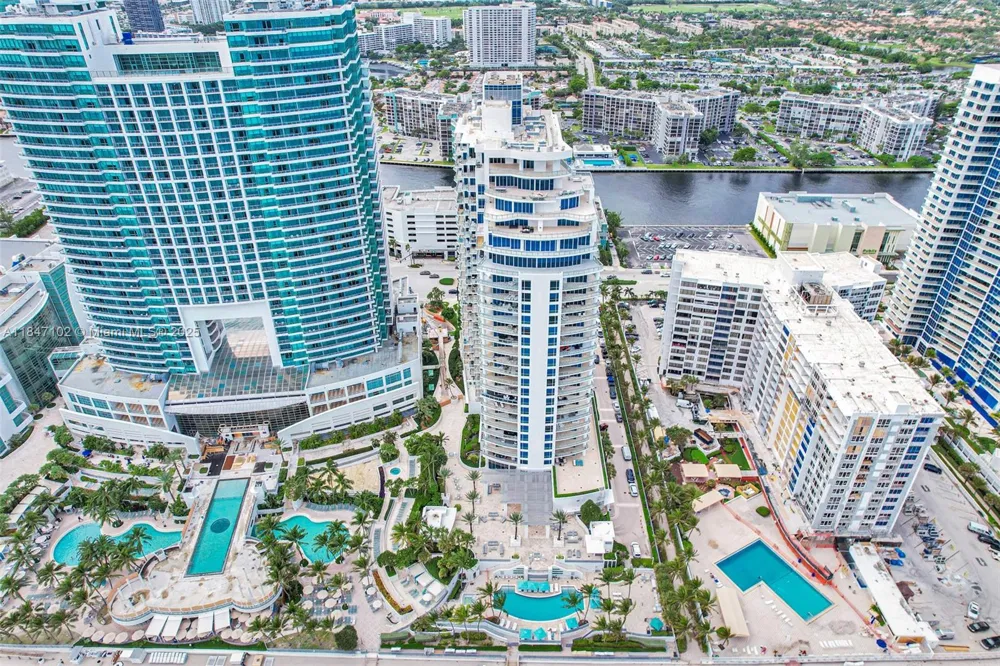3535 S Ocean Drive #2104 Hollywood, FL 33019