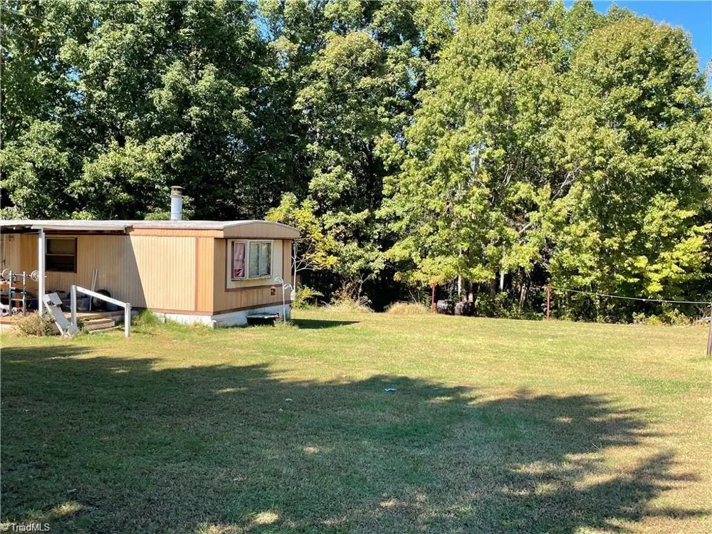 5871 Joyce Norman Road Pfafftown, NC 27040