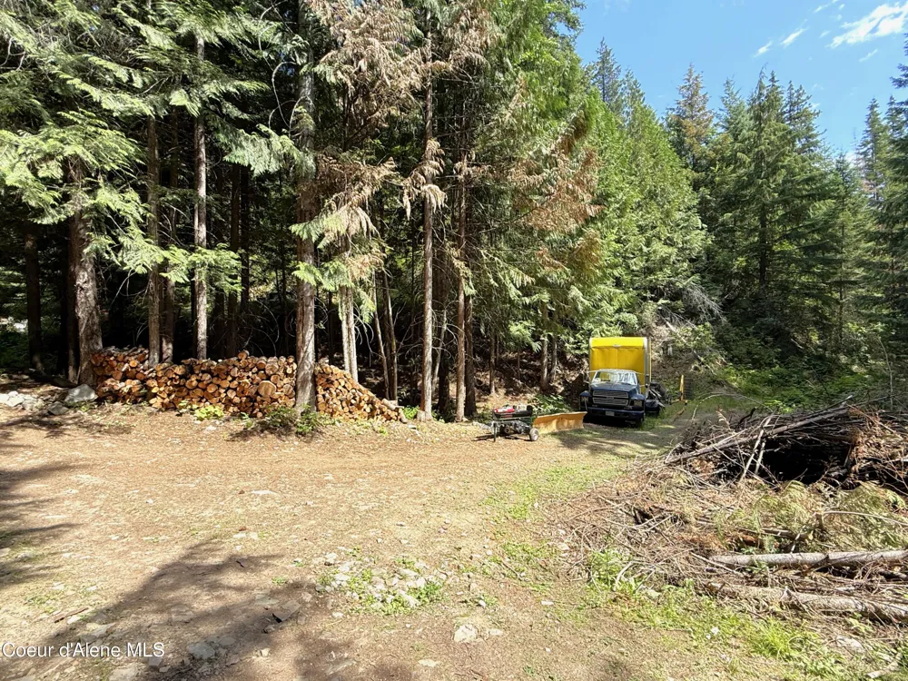 10ac S LATOUR CREEK ROAD Cataldo, ID 83810