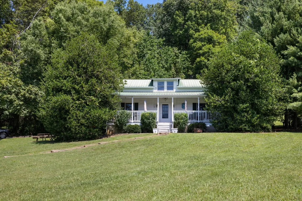 4092 Clovercroft Rd Franklin, TN 37067