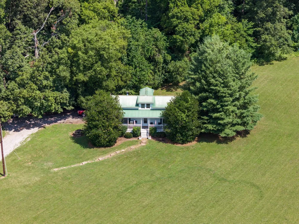 4092 Clovercroft Rd Franklin, TN 37067